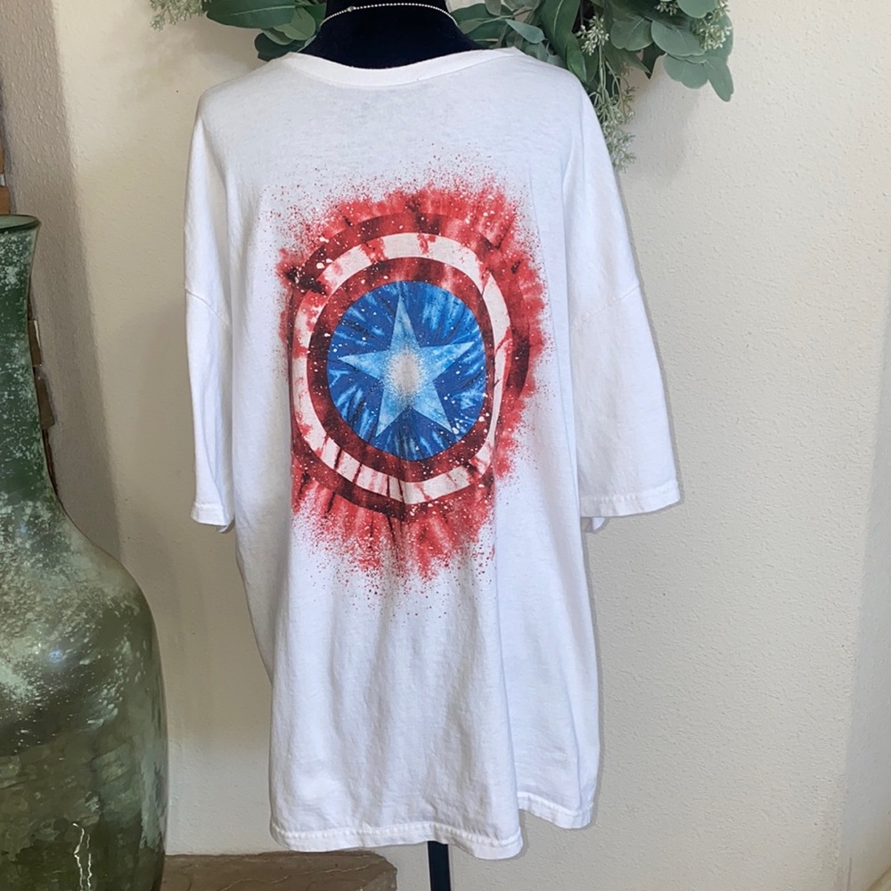 Marvel- Unisex Captain American Red, White and Blue Short Sleeve Shirt sz 2xl